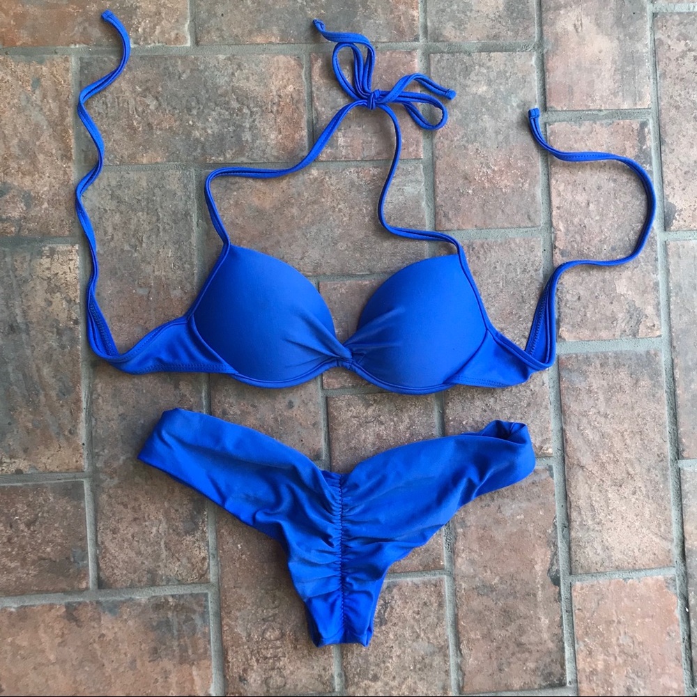 Cheeky Push-up bikini set
